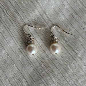 Elegant Pearl Drop Earrings
